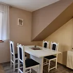 Apartmaji Medved, Brezplacno Parkiranje شقة