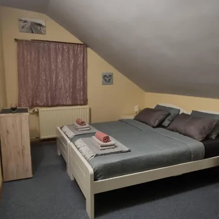公寓 Apartmaji Medved, Brezplacno Parkiranje