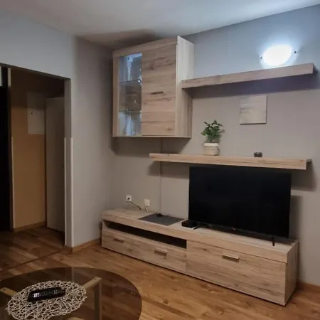 Apartmaji Medved, Brezplacno Parkiranje Apartamento *