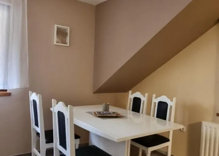 Apartmaji Medved, Brezplacno Parkiranje Apartman
