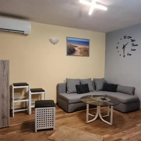 Apartmaji Medved, Brezplacno Parkiranje Λιουμπλιάνα